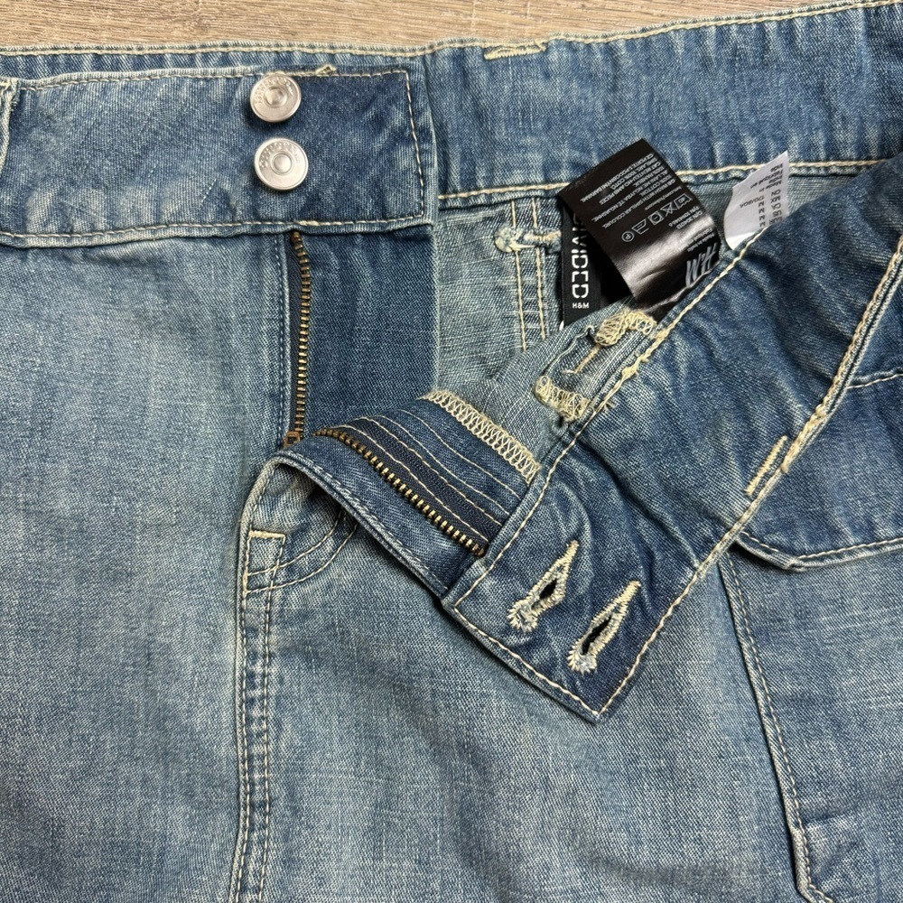 H&M Denim Cargo Mini Skirt Medium Y2K Utility Pocket Low Rise Jean Skirt - Picture 3 of 5